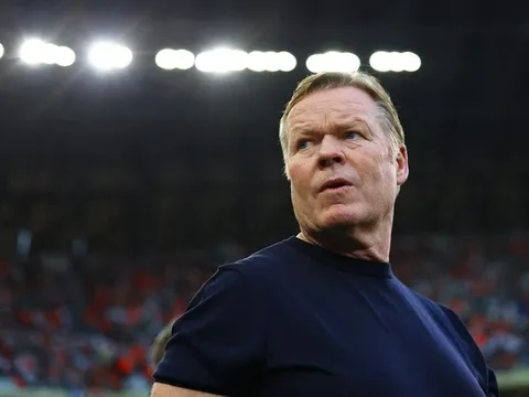 Huấn luyện viên Koeman chia tay tuyển Hà Lan, Sutton chỉ trích cách Martinez sử dụng Ronaldo