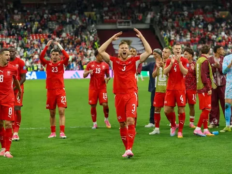 Thụy Sĩ thắng dễ Algeria để vào vòng 1/8 World Cup 2026