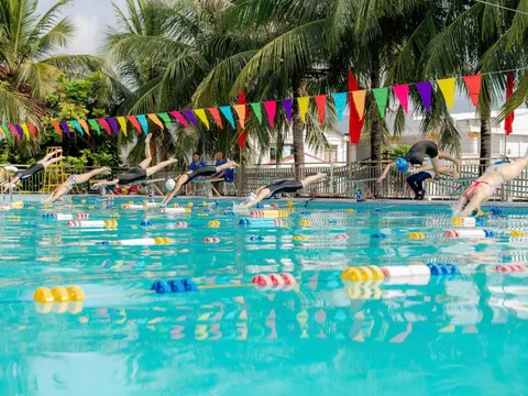 Gần 100 vận động viên tranh tài Giải Bơi trong bể Đại hội Thể dục thể thao tỉnh Quảng Ninh lần thứ X