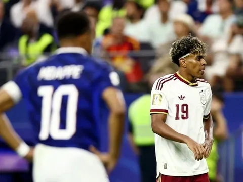 Yamal lập cột mốc lịch sử trong ngày Tây Ban Nha vào chung kết World Cup 2026