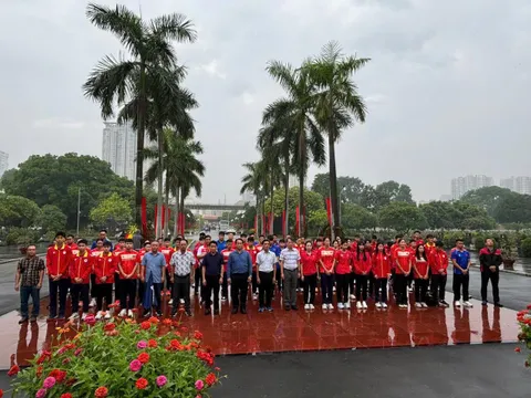 Trung tâm Đào tạo Vận động viên cấp cao Quốc gia dâng hương các Anh hùng liệt sĩ, tiếp lửa khát vọng cống hiến