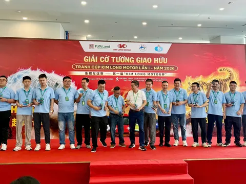 Kết thúc Giải cờ Tướng giao hữu quốc tế Cúp Kim Long Motor lần thứ I: Đội “Quảng Đông Thập Hổ” giành chiến thắng!