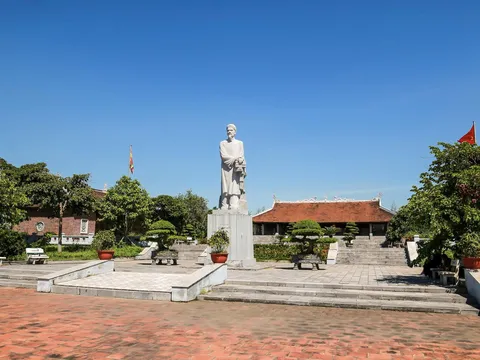 Gần 200 tư liệu, hiện vật được giới thiệu tại triển lãm “Di sản của Danh nhân văn hóa Lê Quý Đôn”