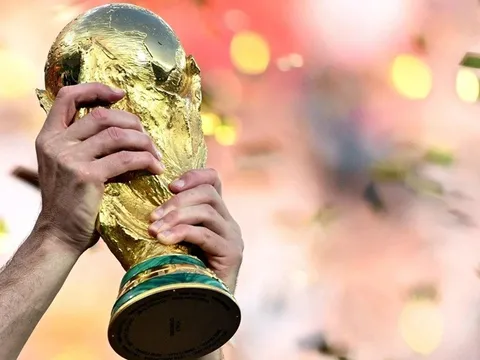 FIFA hủy kế hoạch bán World Cup, đẩy nhanh kế hoạch World Cup 64 đội