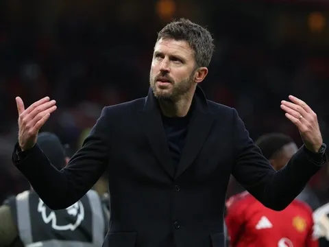 Man United ký hợp đồng tài trợ kỷ lục, chuyển hướng ưu tiên hậu vệ trái
