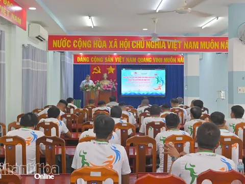 Khánh Hòa tổ chức khóa học bơi cứu đuối cho 50 học viên