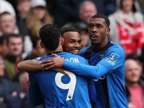 Bournemouth thắng hủy diệt, Aston Villa mất Garnacho bởi chấn thương