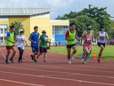 Bác Huy Nguyên - ở Cao Bằng hỏi: Xin cho biết, người khuyết tật có nên tập thể dục, thể thao thường xuyên không?