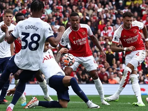 Rashford mất áo số 10, Romero bị chặn đường sang Arsenal