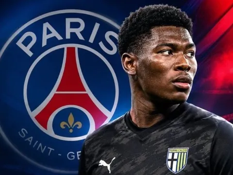 PSG chiêu mộ Zion Suzuki để đầu tư cho tương lai?