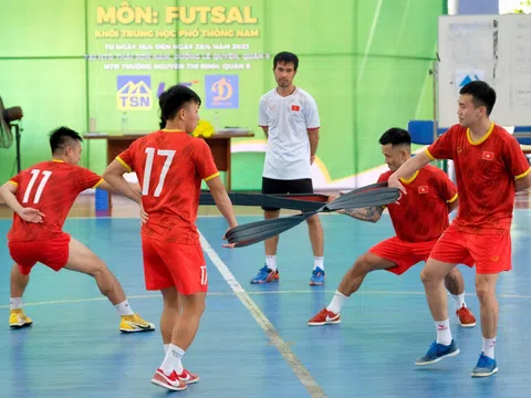 Đội tuyển Futsal Việt Nam lên đường sang Thái Lan tập huấn trước thềm SEA Games 31