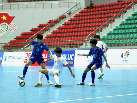 Đánh bại Myanmar, futsal nữ Thái Lan có 6 điểm