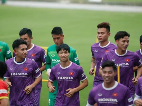 Đội tuyển Việt Nam tập buổi đầu tiên chuẩn bị trận đấu giao hữu gặp Afghanistan