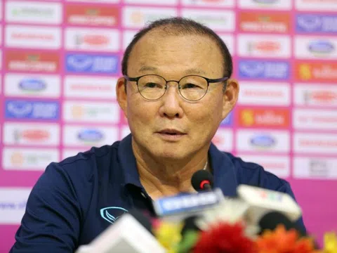 Huấn luyện viên Park Hang-seo: “Chúng tôi vẫn chưa tự tin khi chơi với 4 hậu vệ”