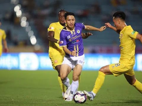 V.League 2022: Chủ nhà Nam Định cầm chân Hà Nội ở trận đá bù vòng 3