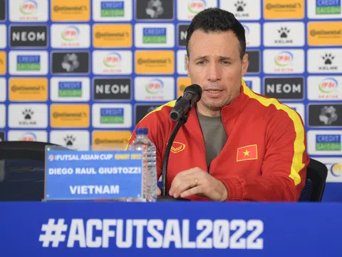 Huấn luyện viên Diego Giustozzi: “Đội tuyển futsal Việt Nam phải tập trung cao độ cho trận đấu với Iran”