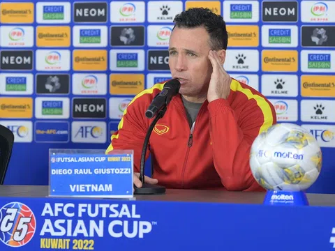 Huấn luyện viên Diego Giustozzi: “Đội tuyển futsal Việt Nam cần phải có rất nhiều thay đổi để bắt kịp những đội hàng đầu châu Á”
