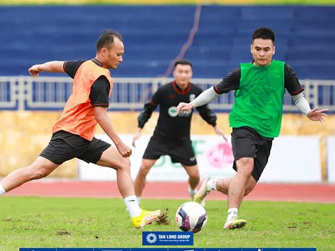 Nguyễn Trọng Hoàng chuẩn bị cho ngày tái xuất V.League và đội tuyển quốc gia