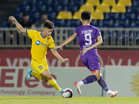 Vòng 23 V.League 2022: Phan Văn Đức rực sáng, Sông Lam Nghệ An đánh bại Becamex Bình Dương