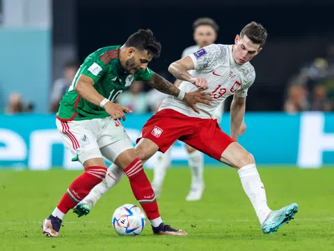 Bảng C: Lewandowski đá hỏng phạt đền, Ba Lan chia điểm với Mexico