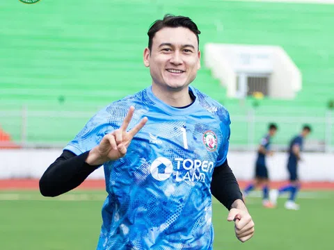 Thủ môn Đặng Văn Lâm được bầu làm đội trưởng Topenland Bình Định ở mùa giải 2023