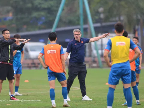 Huấn luyện viên Troussier chỉ ra nhiều hạn chế của đội tuyển U23 Việt Nam