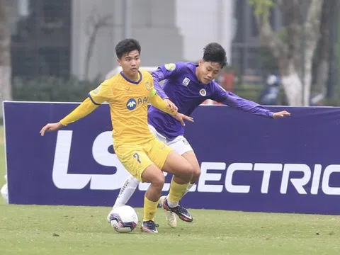 Giải Bóng đá U17 Quốc gia 2023: Sông Lam Nghệ An và Hồng Lĩnh Hà Tĩnh giành vé vào bán kết