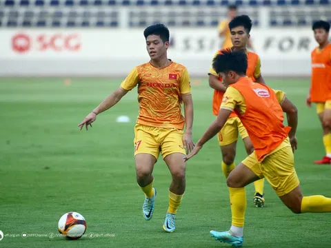 Các cầu thủ U22 Việt Nam nỗ lực thể hiện khả năng để cạnh tranh suất tham dự SEA Games 32