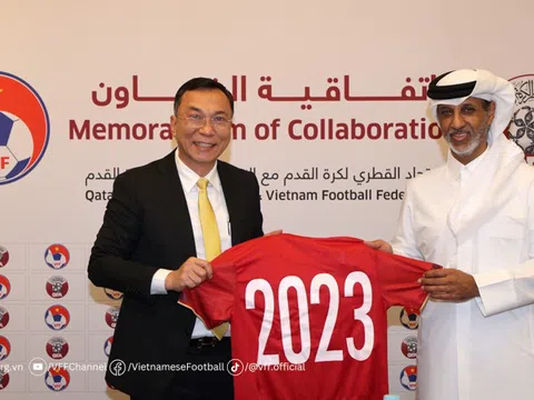 Việt Nam và Qatar hợp tác phát triển bóng đá