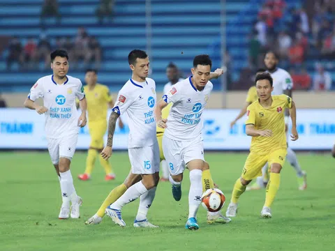 Vòng 8 V.League 2023: Thép xanh Nam Định chia điểm với Hải Phòng trên sân Thiên Trường