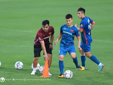 Quang Hải bắt nhịp nhanh trong ngày trở lại khoác áo đội tuyển Việt Nam