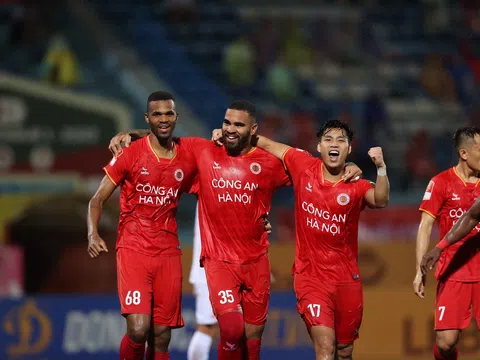 Vòng 12 V.League 2023: Câu lạc bộ Công an Hà Nội vươn lên giành ngôi đầu bảng