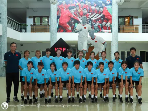 Lãnh đạo VFF động viên đội tuyển U19 nữ Việt Nam trước thềm giải Bóng đá vô địch U19 nữ Đông Nam Á 2023