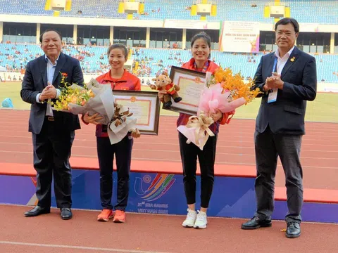 Nguyễn Huy Hoàng, Nguyễn Thị Oanh được đề cử là VĐV xuất sắc nhất SEA Games 31