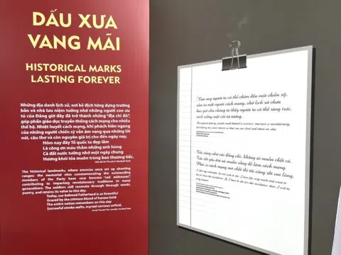 Trưng bày chuyên đề “Thắp ngọn lửa hồng” tri ân các anh hùng liệt sĩ