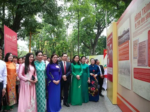 Khai mạc Triển lãm Quốc gia "Chủ tịch Hồ Chí Minh - Tinh hoa dân tộc, tầm vóc thời đại"