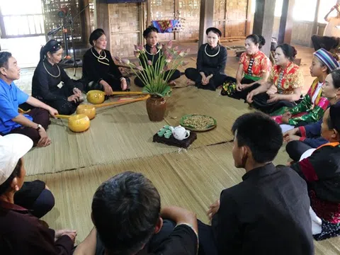 Chủ đề tháng 5 tại "Ngôi nhà chung": Bác Hồ với cộng đồng các dân tộc Việt Nam