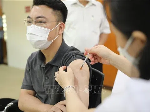 Bộ Y tế: Đẩy nhanh tốc độ tiêm phòng COVID-19, không được lãng phí vaccine