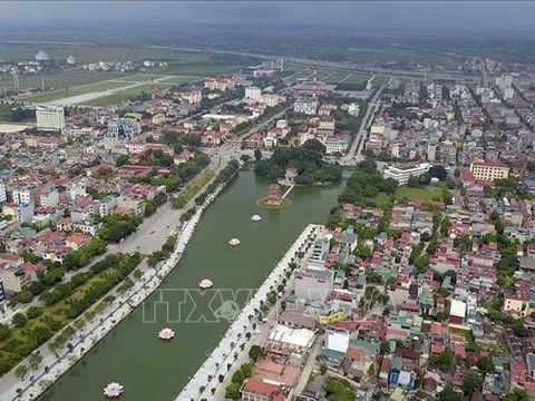 Phát triển đô thị Ninh Bình thành trung tâm du lịch sinh thái văn hóa cấp vùng