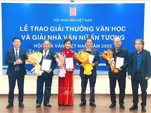 5 tác phẩm xuất sắc giành Giải thưởng Văn học Việt Nam năm 2022