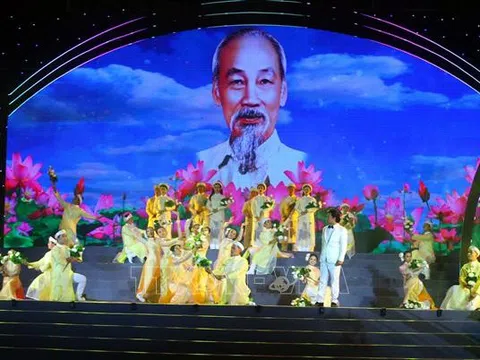 Lễ hội Làng Sen nhân kỷ niệm Ngày sinh Chủ tịch Hồ Chí Minh với nhiều hoạt động ý nghĩa
