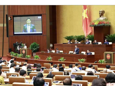 Ngày 8/6, Quốc hội tiếp tục chất vấn lĩnh vực GTVT và thảo luận cơ chế, chính sách đặc thù phát triển TP Hồ Chí Minh