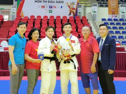 Hai chị em Nguyễn Thị Thanh Thủy cùng giành HCV judo tại SEA Games 31