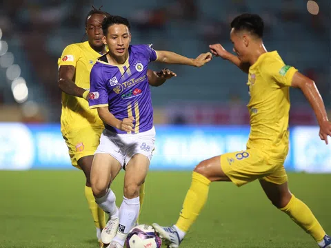 V-League 2022: Hà Nội FC trong nỗi nhớ Quang Hải