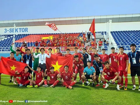 Đội tuyển U23 Việt Nam thi đấu ở V-League liệu có khả thi?