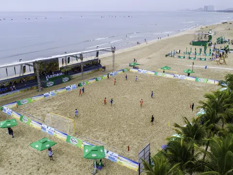 Khai mạc Lễ hội bóng đá bãi biển miền Trung - Huda 2022