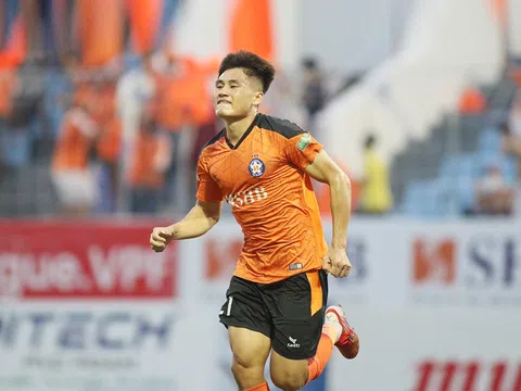 V.League 2022: Phi Hoàng cứ chơi tốt lo gì không có giải