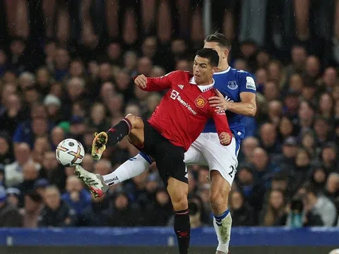 Ghi bàn đầu tiên ở mùa giải mới, Cristiano Ronaldo thiết lập 2 cột mốc quan trọng trong sự nghiệp