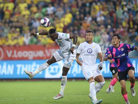 V.League 2022: Nam Định sẽ được đầu tư lớn sau cú thoát hiểm 