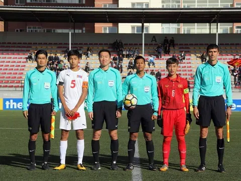 Trọng tài Singapore cầm còi trận đấu giữa Bình Định và Hoàng Anh Gia Lai
